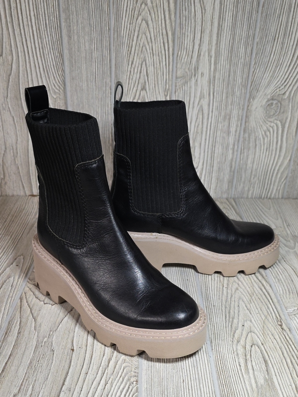 Dolce Vita Hoven H2O Chelsea Boots Black Leather Chucky Lug Platform Sole